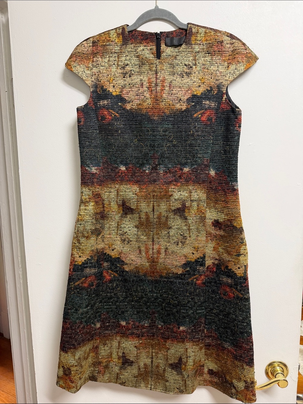 CO Woven Fall Abstract Muted Brown Tan Multicolor Cap-Sleeve A-line Dress Med